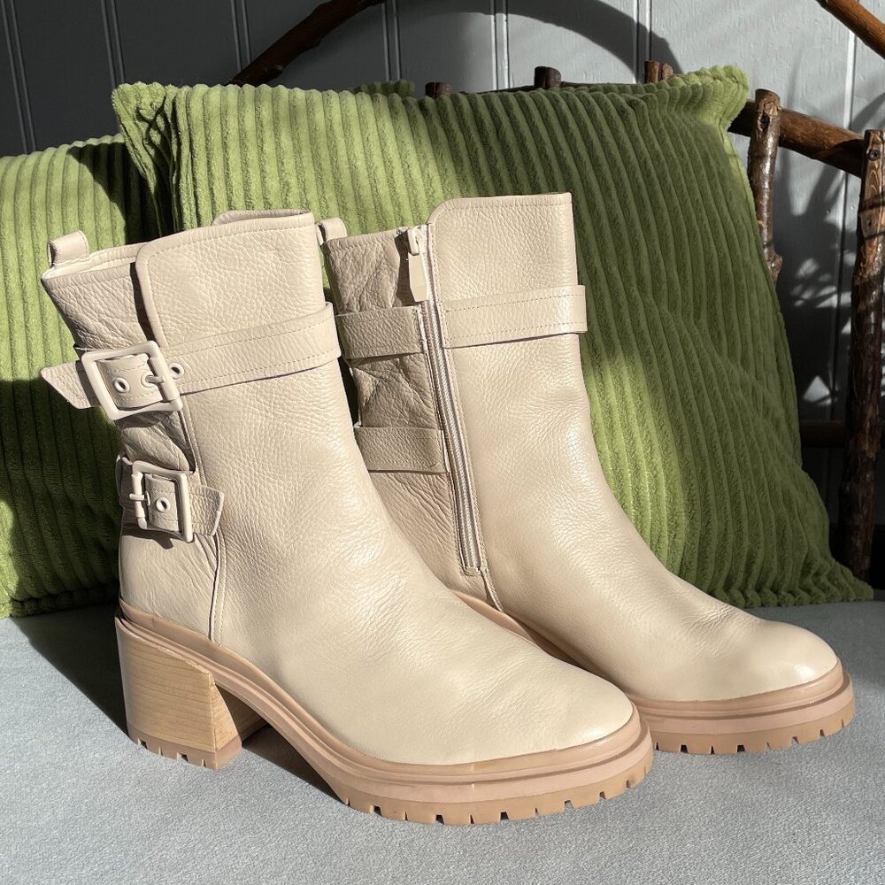 NEW NATURALIZER TRINA ABOVE THE ANKLE BOOTS